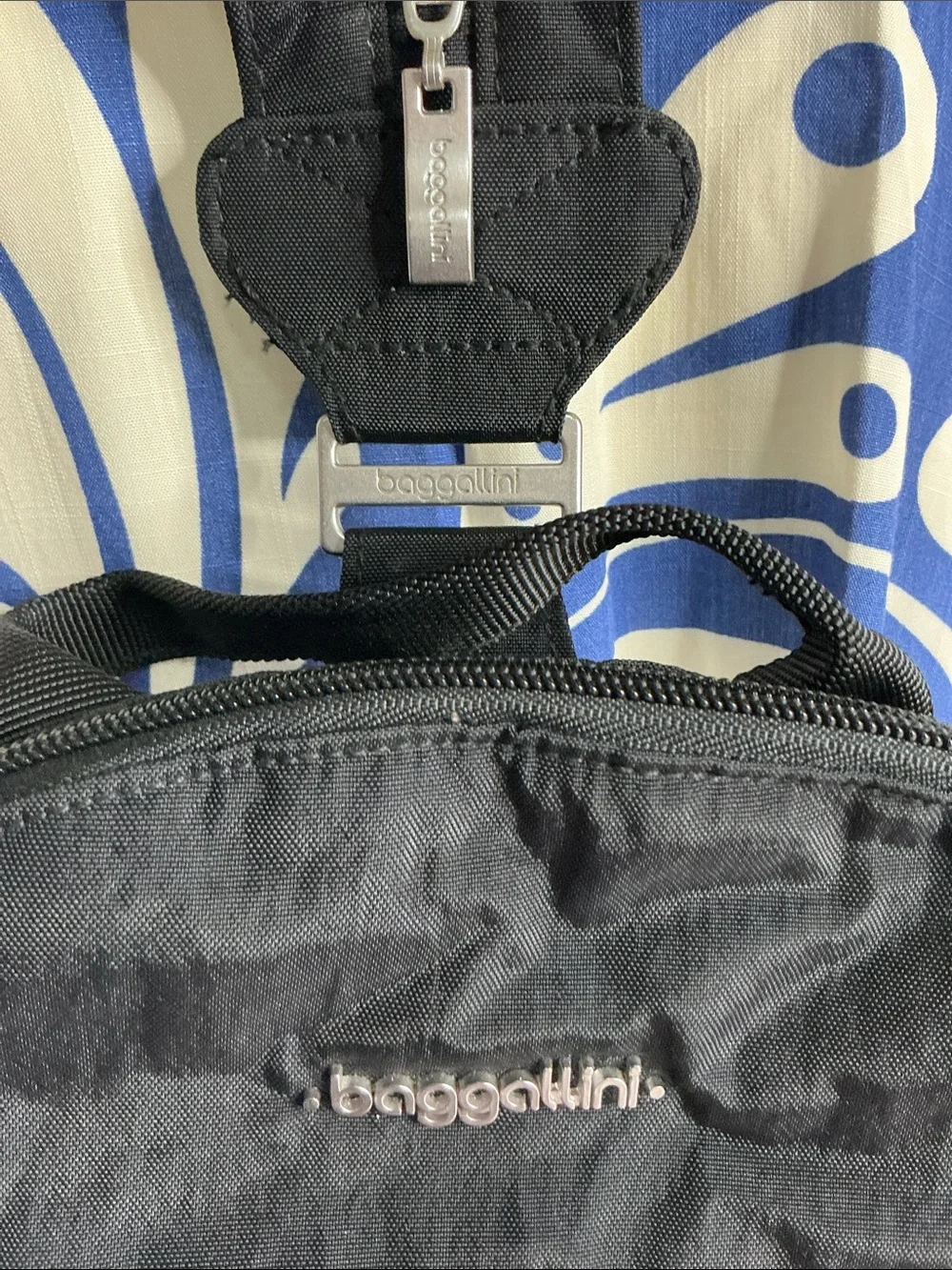 Black Men's Casual Backpack - Baggallini